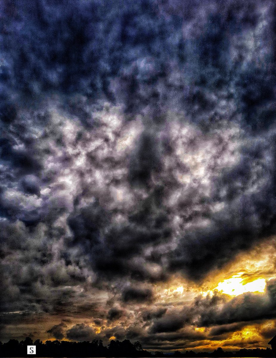 Leon_steazy's tweet photo. Something beautiful for your eyes...π
πΈ: @Leon_steazy
#naturephotography #nature_perfection #naturelovers #art #skylovers #skyshots #steazy https://t.co/kO2uWa48mo