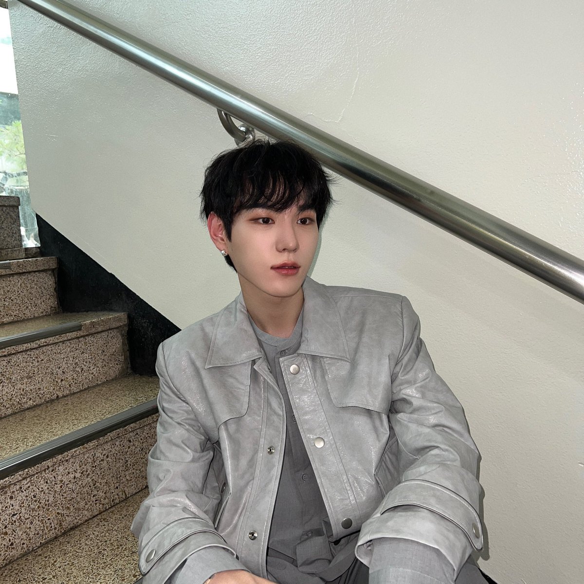 BoysDaCapo_FR's tweet photo. [📸] | 17.06.2022
 
#BDC_Seongjun
"De retour au Music Bank après un long moment~~🤗🤗"

#BDC #BDC_성준
#홍성준 #HONGSEONGJUN
___
 
© BDC_BNM https://t.co/nd9y7VPkmC