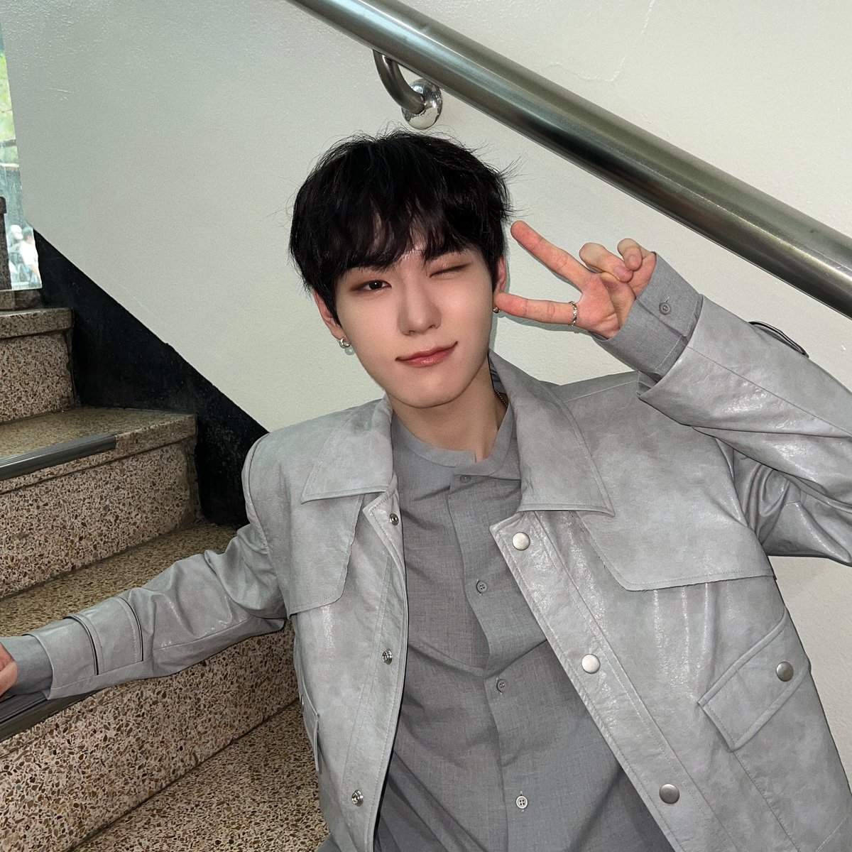 BoysDaCapo_FR's tweet photo. [📸] | 17.06.2022
 
#BDC_Seongjun
"De retour au Music Bank après un long moment~~🤗🤗"

#BDC #BDC_성준
#홍성준 #HONGSEONGJUN
___
 
© BDC_BNM https://t.co/nd9y7VPkmC