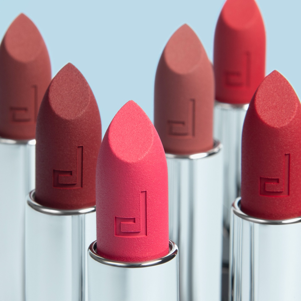 Doucce Cosmetics tweet media