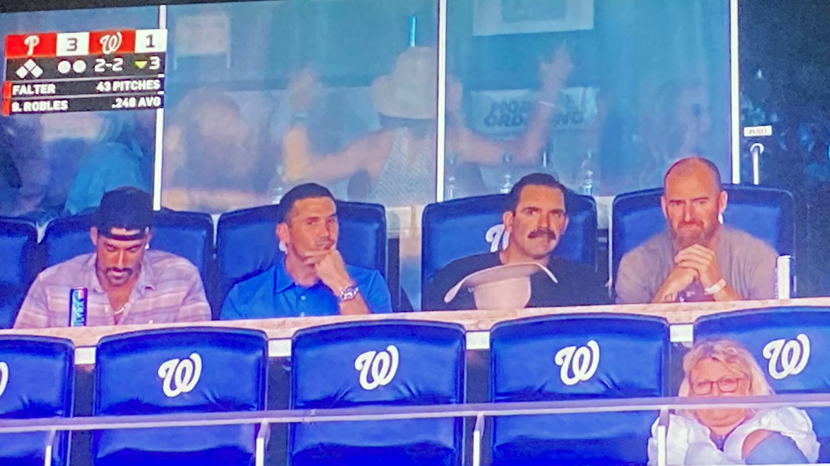 Ladies Who Like Baseball tweet media