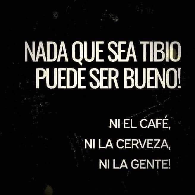 krakjar's tweet photo. Y en temas de política menos #PetroElCambioSeguro https://t.co/UwtSGHgoTc