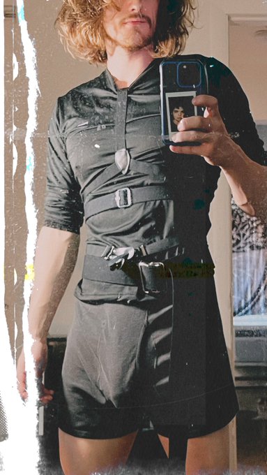 Watch Chriss_wade's leaked NSFW photo on TwXstars