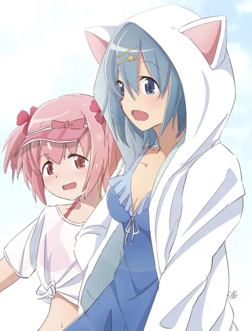ドンキコラボの水着まどさや!本日からコラボ開催!
 #魔法少女まどかマギカ 