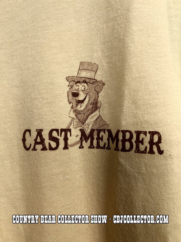 CBJCollector's tweet photo. Now over at https://t.co/dlvIL4KWrc we take a look at this 2020-2022 #CountryBearJamboree #castmemberexclusive shirt! Why does the release date span 2 years? Tune in and see!
Watch here: https://t.co/b9gMGCKzzH
#DisneyParks #disneypodcast #podcast https://t.co/Lu8TjNFUFI