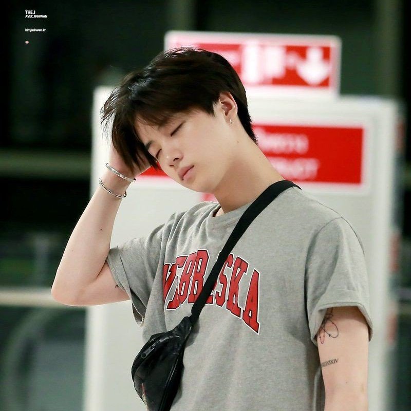 dailyjinhwan94's tweet photo. #JINHWAN #JAY #진환 #김진환 #ジナン #iKON #아이콘 @YG_iKONIC 

Good morning ❤️
@iKON_gnani_____ https://t.co/XOxXEciQxk