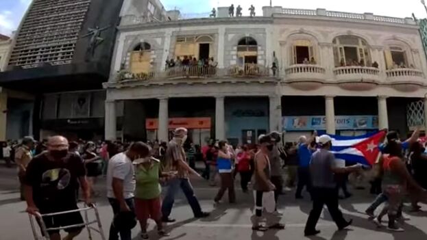 14ymedio's tweet image. EE UU #restringe la entrada a cinco #funcionarios_cubanos por las protestas del #11J👉La Fiscalía General de la República informa de la confirmación de penas de hasta 18 años de prisión para más de 30 apelaciones bit.ly/3N05Xso