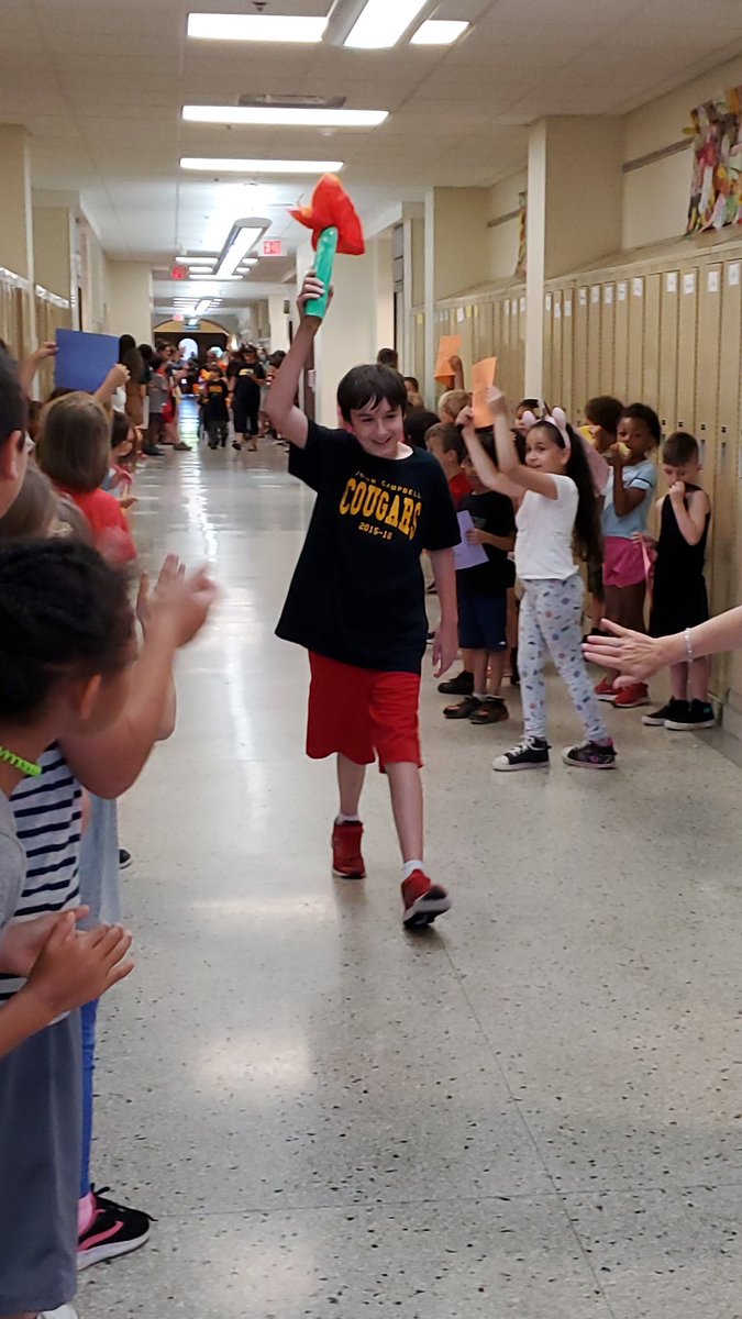 MmeMastromatteo's tweet photo. A great day to cheer on our GAINS students at their very own Special Olympics!! Go Cougars go!! 🙌👏❤ @JohnCampbellPS @Dana52300 https://t.co/cZopzUIWoN