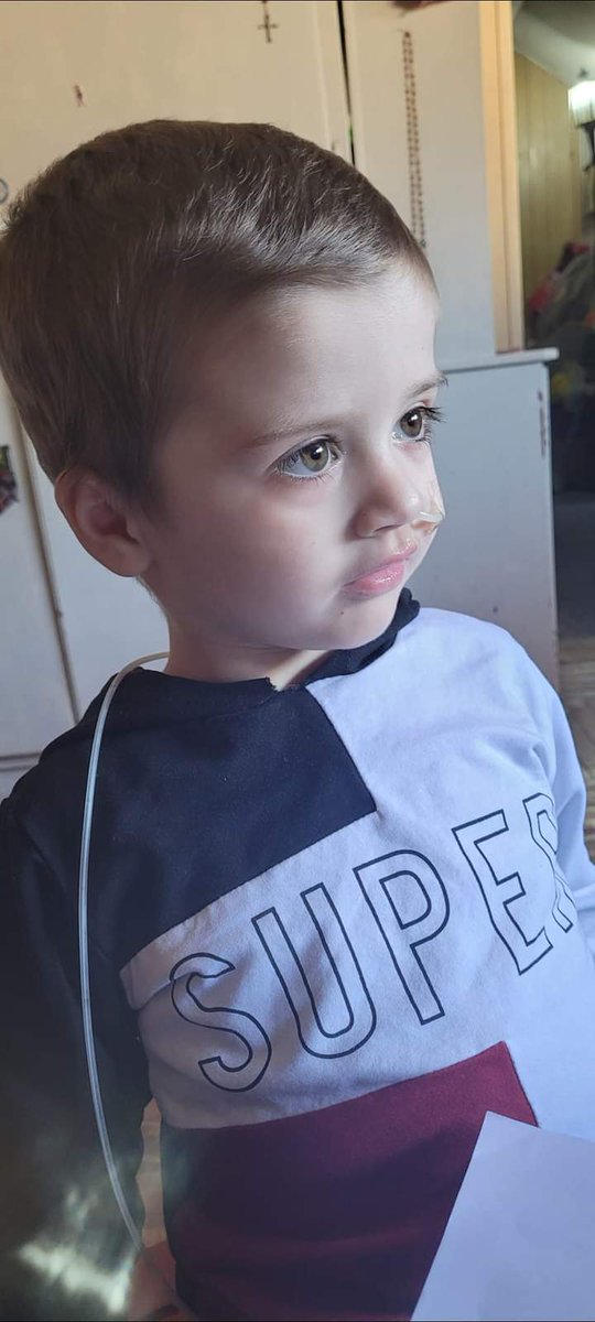 Pongo en oración a Santino, necesita sanación, oremos por el.