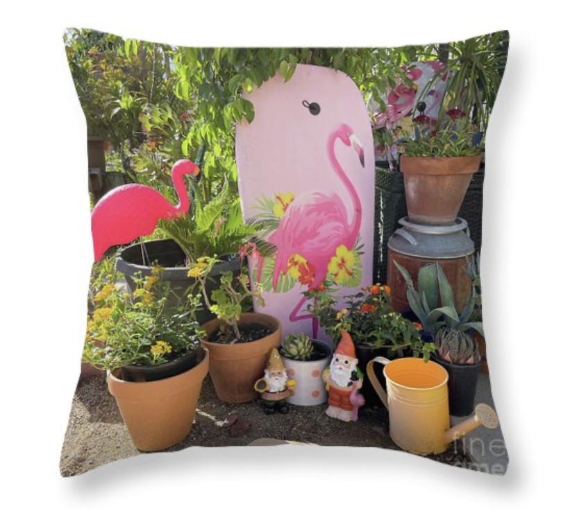 ninaducatidiva's tweet photo. #secrethelpers #gnomes #FindArtThisSummer #BuyIntoArt #dotheysecretlywatermyplants #art #throwpillow https://t.co/qtvhOPTK3L https://t.co/cAK1MlVhvN
