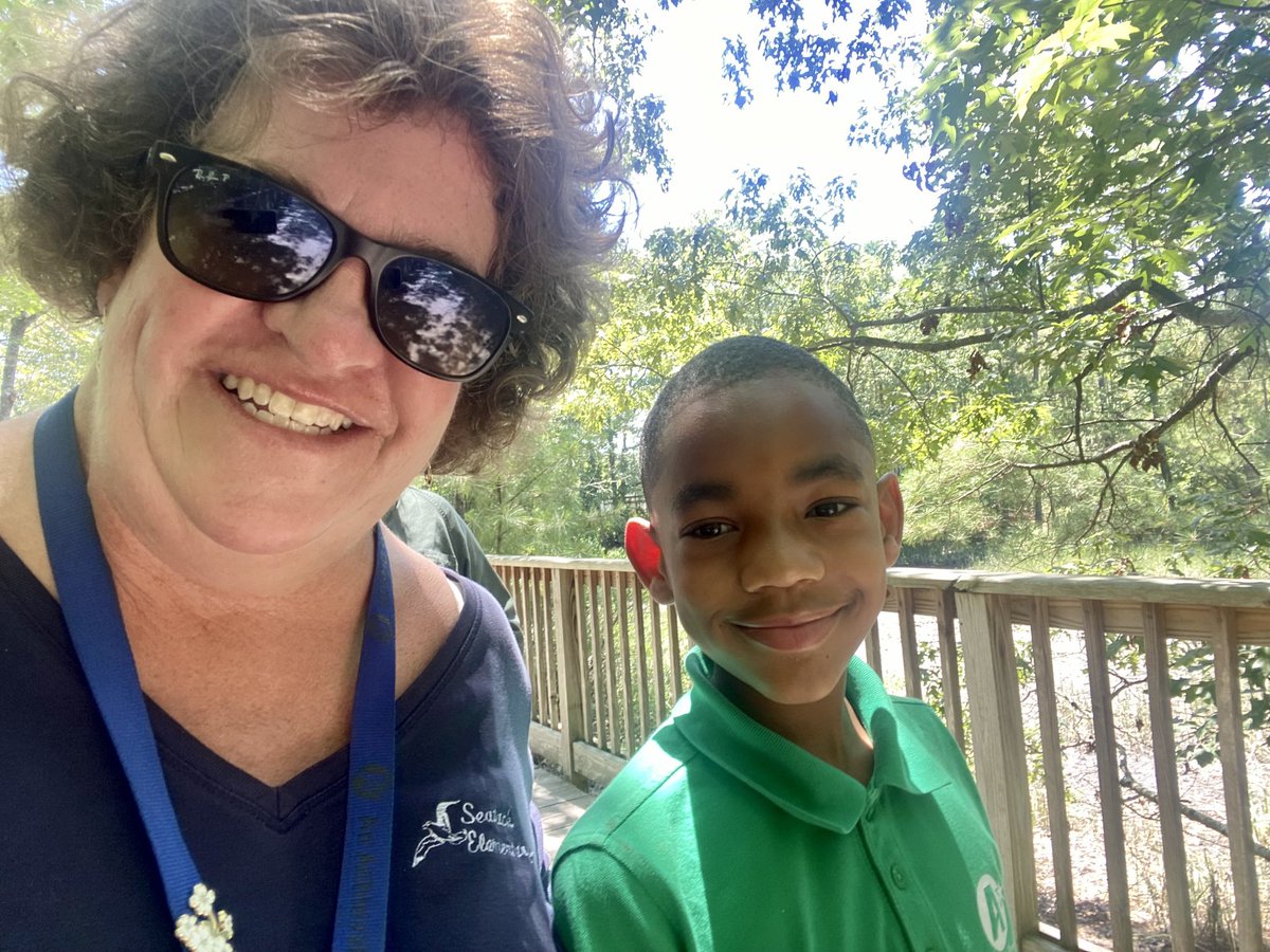 marietculver's tweet photo. Thank you @VAAquarium for helping find a new habitat for our oysters that we have raised @SeatackDream @LynnhavenES @anne_bianchi @OysterReefKeepr #OysterReef @LRNow #VBPartnerUp @vbschools 🦪 #OwlsCreek https://t.co/BVSODToFDI