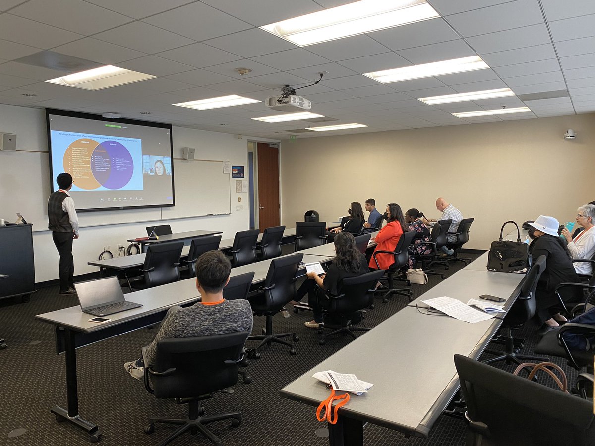 Weina Li Chen 陈李伟娜 tweet media