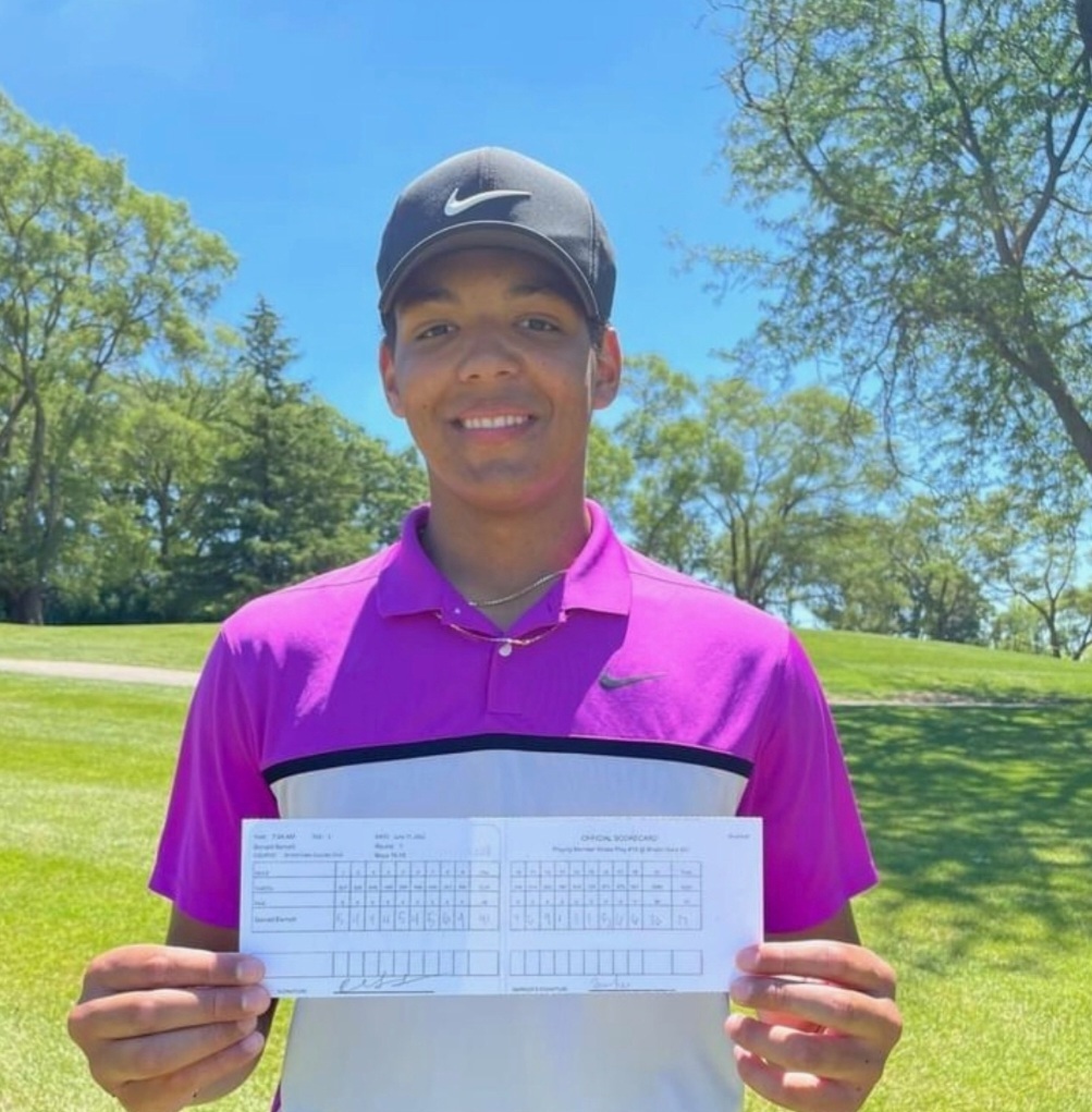 The odds of making two holes-in-one in a round are 67 million-to-one. Donald Barnett did it in just three holes. He aced No. 13 & No. 15 on his way to win the PM Stroke Play at Bristol Oaks GC. Take a look at his scorecard: tinyurl.com/2e55hdh8