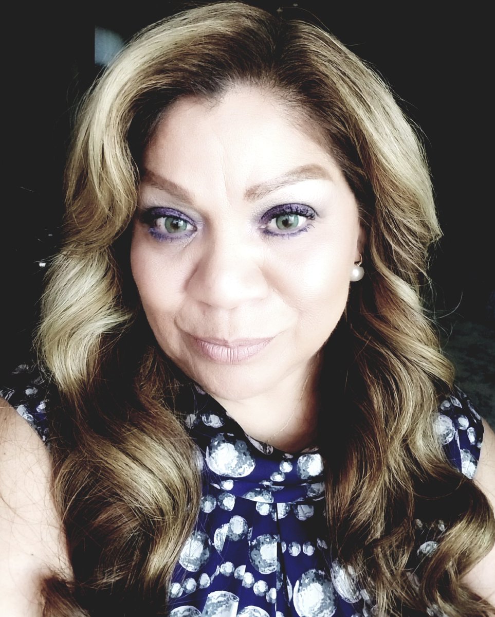 Our first #ImmigrantHeritageMonth highlight is Sophia, a Salvadoran immigrant who has been a community leader in LA for over 40 years.

She joined <a href="/TheLAMission/">Los Angeles Mission</a> as Director of Business Development &amp; Micro Enterprise to help connect previously unhoused people w/ well-paying jobs.