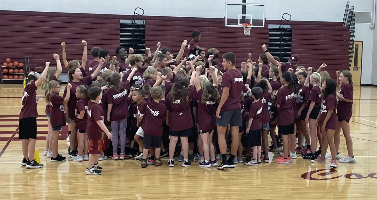 DRAFTBBALL's tweet photo. That’s a wrap on our 2022 Draft Basketball Camp. We look forward to next year. #DraftBball #GoCougars https://t.co/JxQhJskqU2