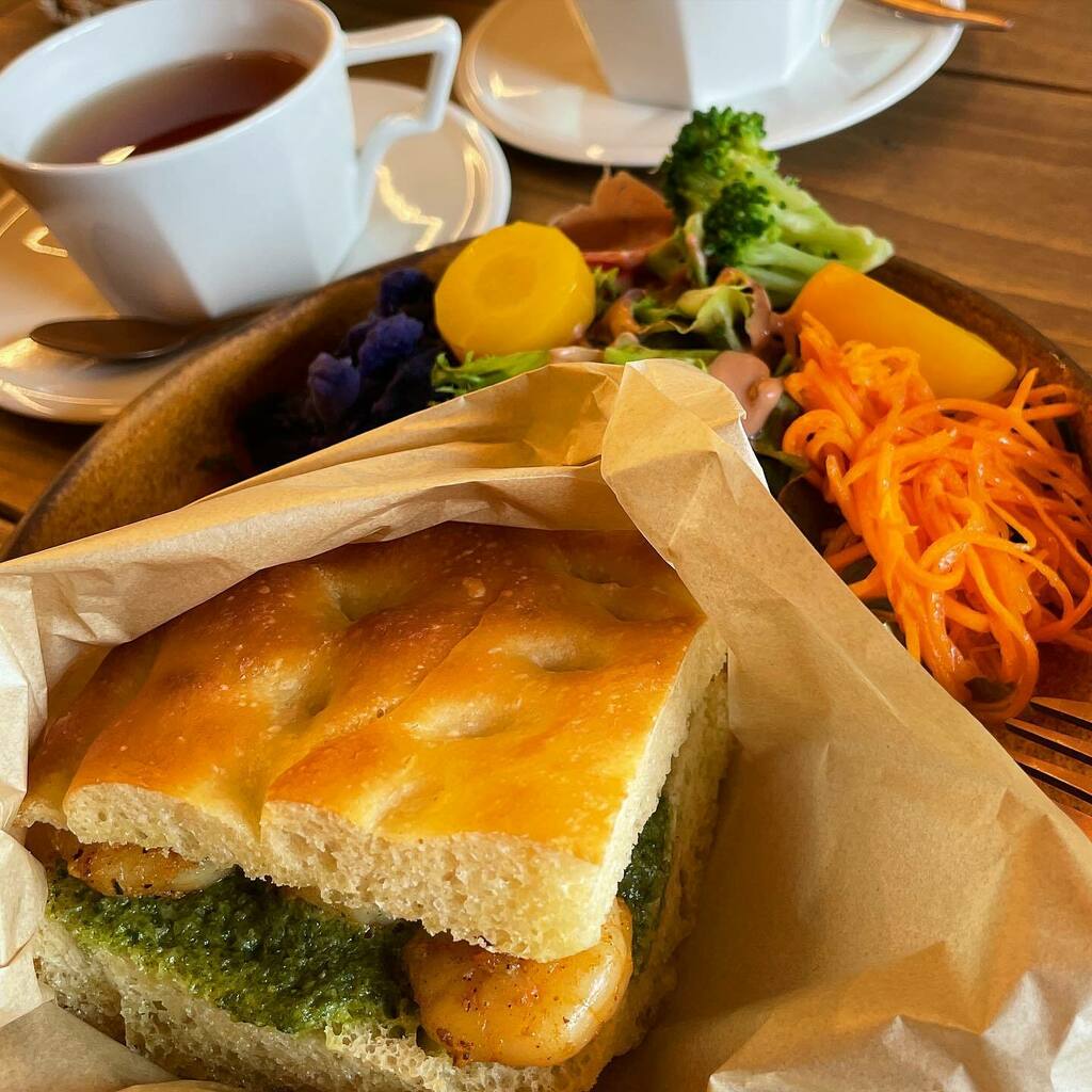 activenote_info's tweet photo. #フォカッチャ #エビとアボカドのジェノベーゼ 
#ティラミス #コーヒーアンドチョコ

沢山の思い出ある#洞峰公園 でランチ＆カフェを楽しんできました(^-^)♪

#マジロカフェ 
#masilocafe https://t.co/57KuxMJ4Rf
