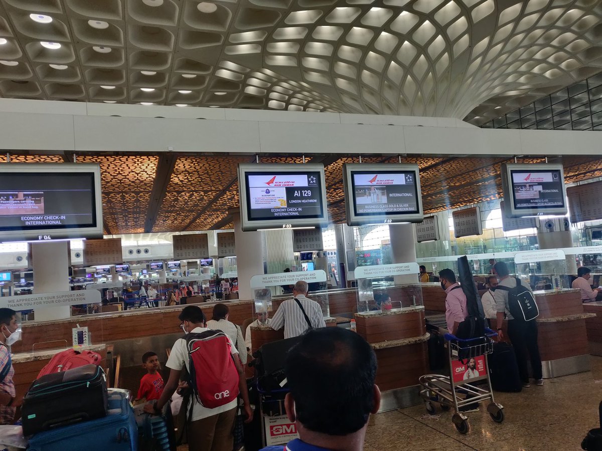 luxrajesh's tweet photo. @airindiain 3 counters to serve a packed flight to London. Tata's will need GOD to save this airline #AI129# https://t.co/jJdFTnIcY7
