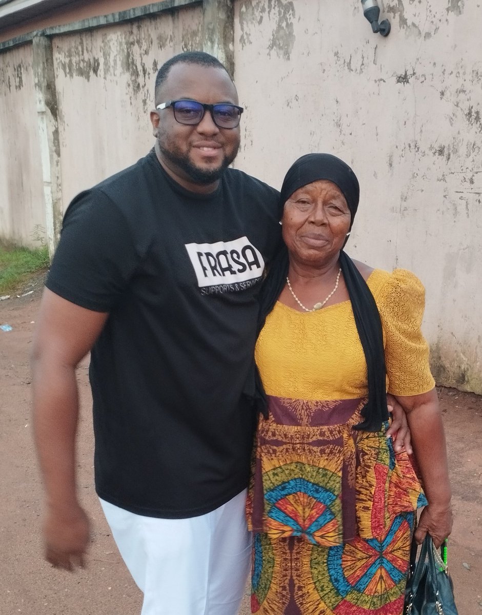 sonofokere's tweet photo. Take care of your parents. They aren't getting any younger. Now is always a good time to tell them and show them you love 'em. ❤️ https://t.co/7EGXNmhPdi