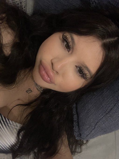You better give me some fucking snacks before I whoop yo ass https://t.co/RfvXBKGljS