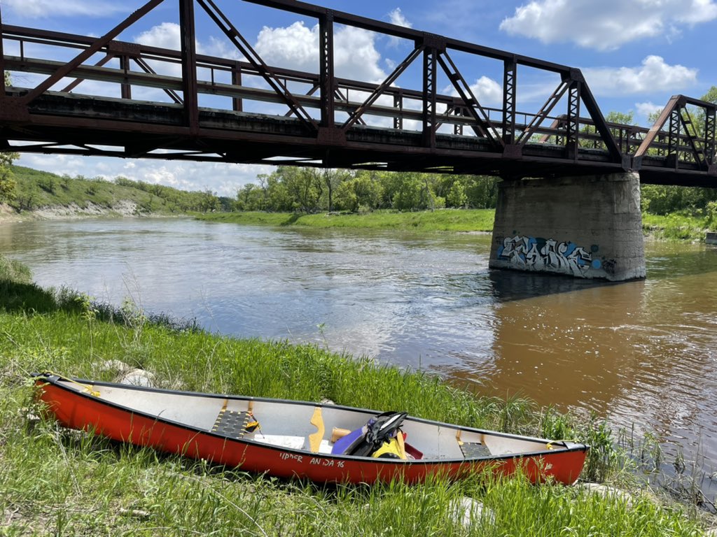 HudsonBayWQMS's tweet photo. WQMS has the #SourisRiver covered, from governance to monitoring to fun!
Paul & Diana were at @IJCsharedwaters International Souris River Board meeting this week… #ISRB
And last w/end, Elise was paddling all the fun rapids where the Souris runs through Manitoba’s sand hills! https://t.co/pfUUGsjA9D