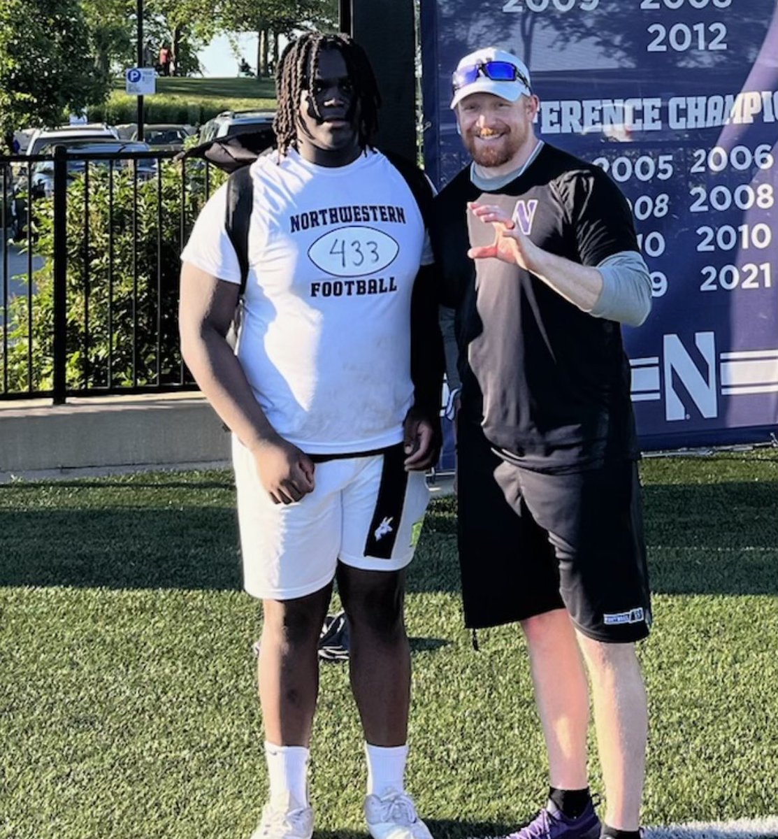 Jayden Lockhart(Defensive tackle) 2025 Davison HS via Saginaw, MI is off to a good summer. Making the rounds and picking up high interest from Northwestern and Dartmouth today. Measured in at 6-4 barefoot with 6’7 wingspan.

<a href="/JaydenLockhar15/">Jayden Lockhart</a> <a href="/DavisonMade/">DC Athletics</a>