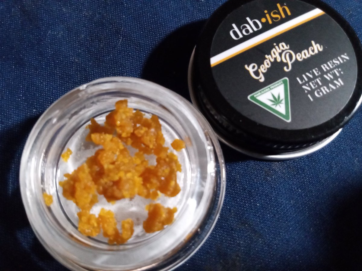 thc4everything's tweet image. Menu for this weekend: as follows 🤣😂🤣😂 #Dabb #CannabisCommunity #cannabisculture #cannabisindustry #LegalizeIt #bobmarley #berner415 #seedjunky #jungleboyz #420community