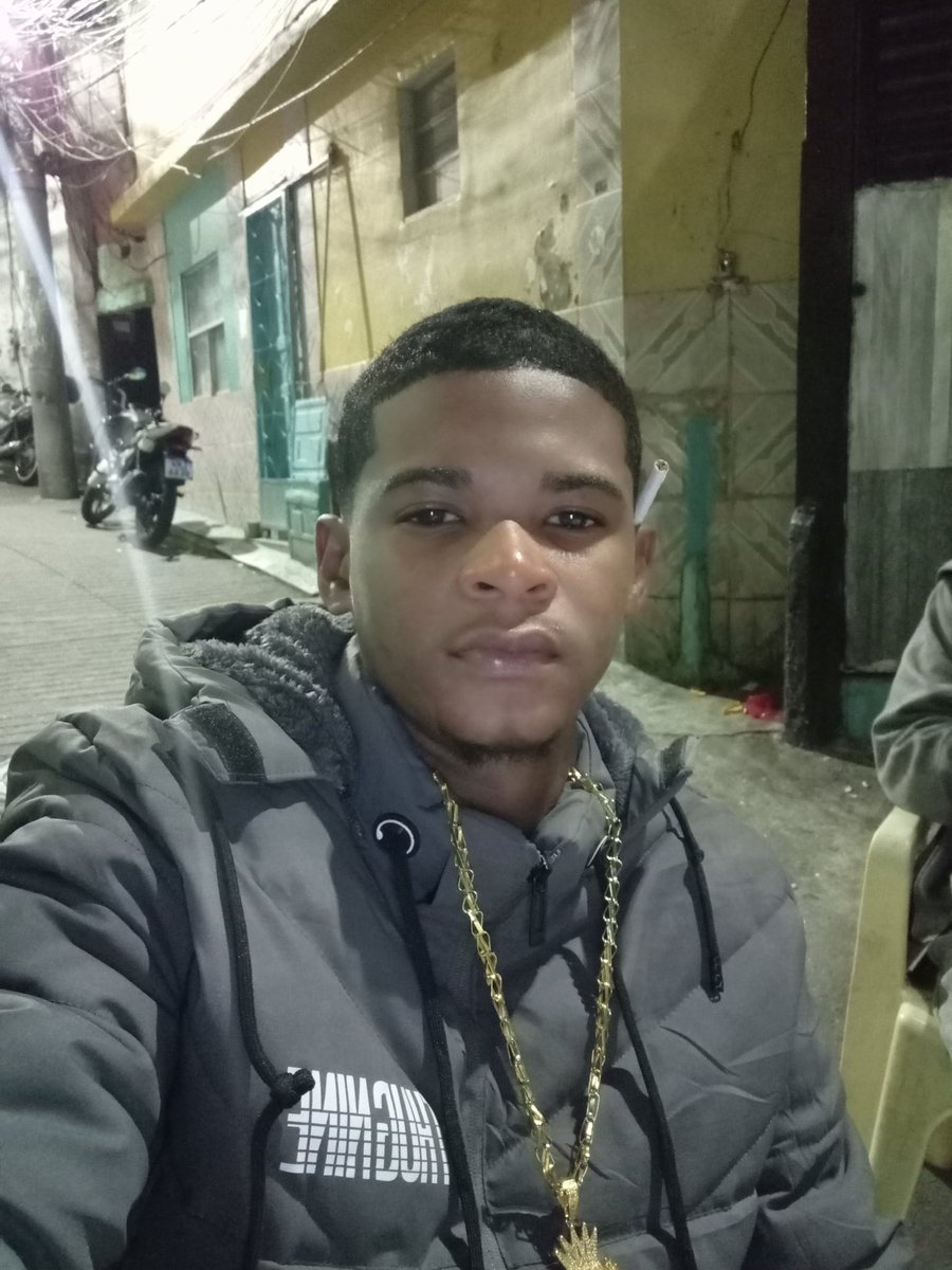 Fé no pai que o inimigo cai 🙌