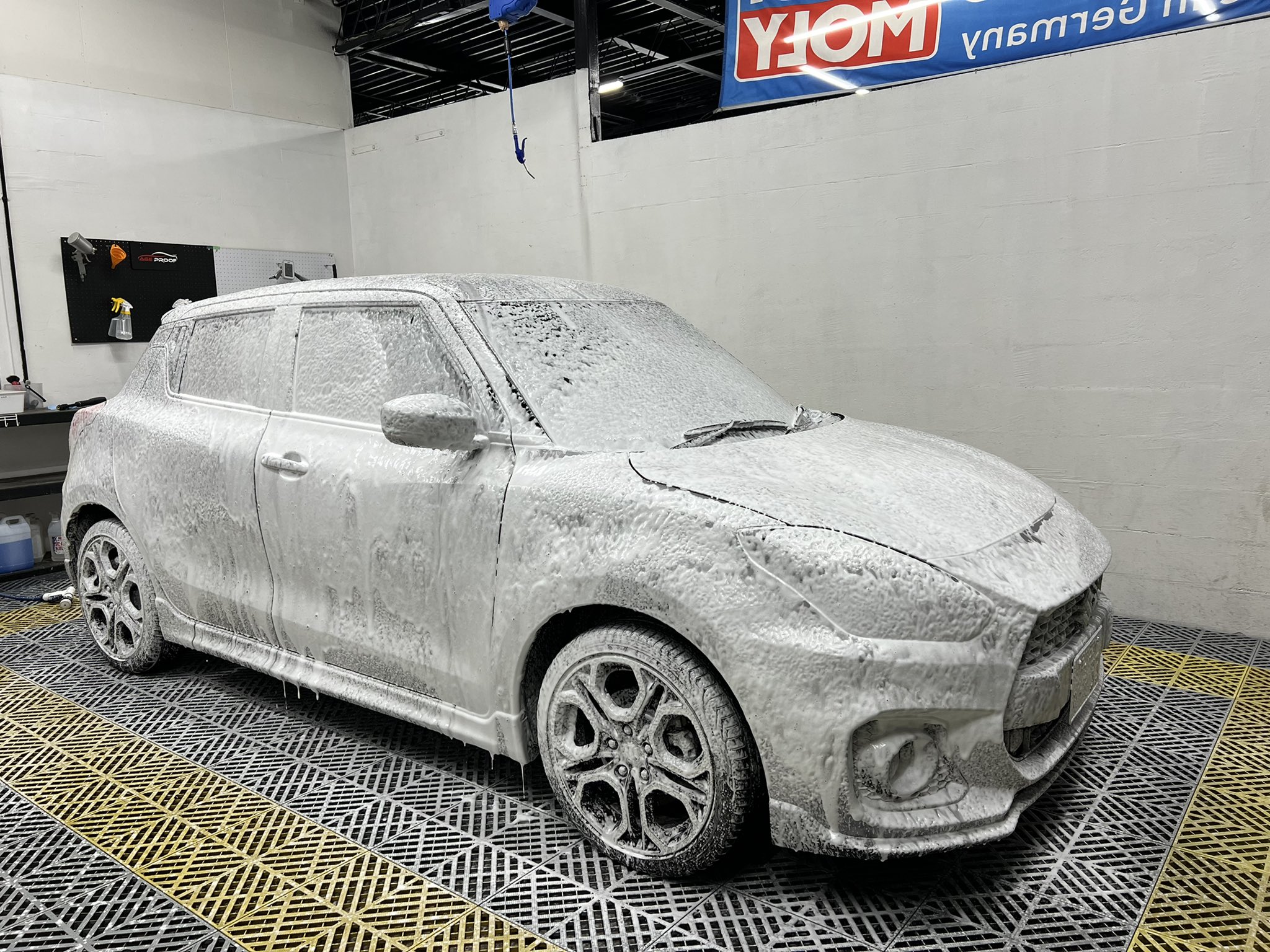 Age Proof スズキ スイフト スイスポ 納車おめでとうございます 欲しい車が手に入って良かったですね 早速刻印しました 笑 またよろしくお願いします T Co Usbqqldruh Twitter