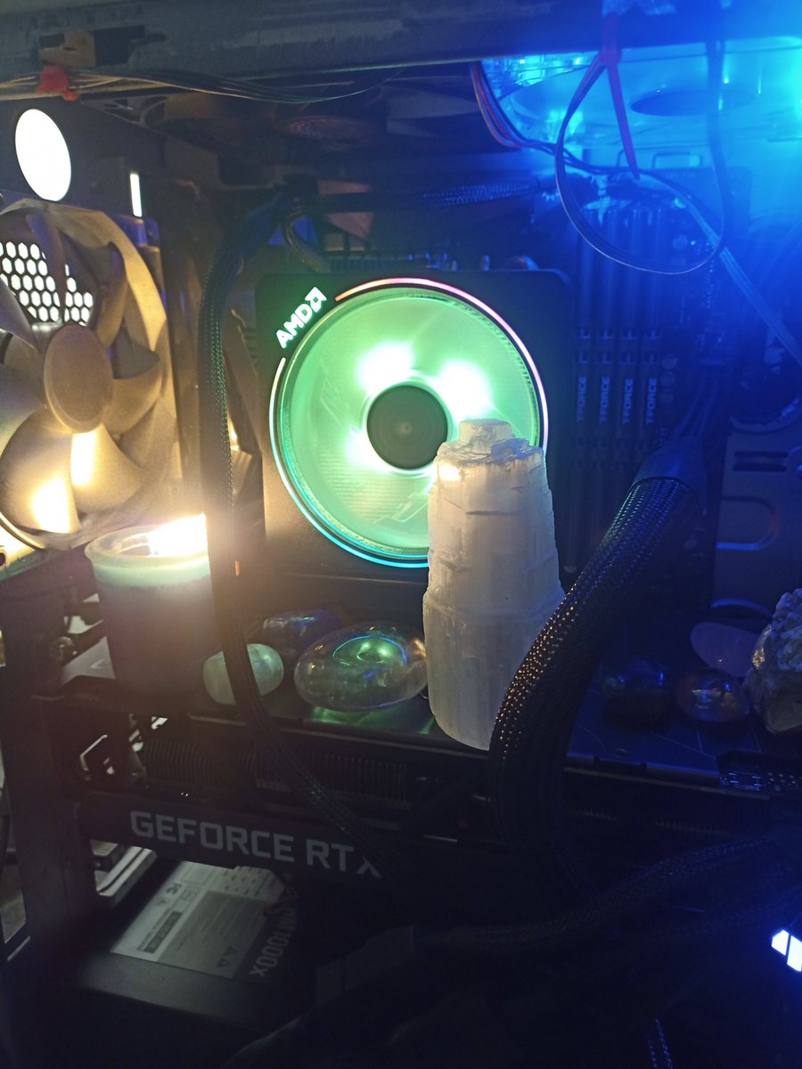 benefits of crystals in your PC: 

- blessed crypto trades 
- ionizes datastream
- purifies negative informatio
- transposes all audio output to 852hz (solfeggio) 
- revitalizes psychic energy 
- accelerates p2p hyperlove