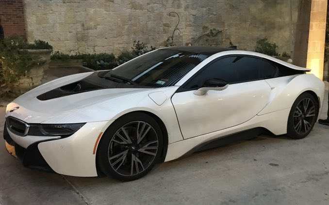 funi_boi's tweet photo. Look at that guys, I found my car irl @jb_beamhybird https://t.co/qAuLcypWki