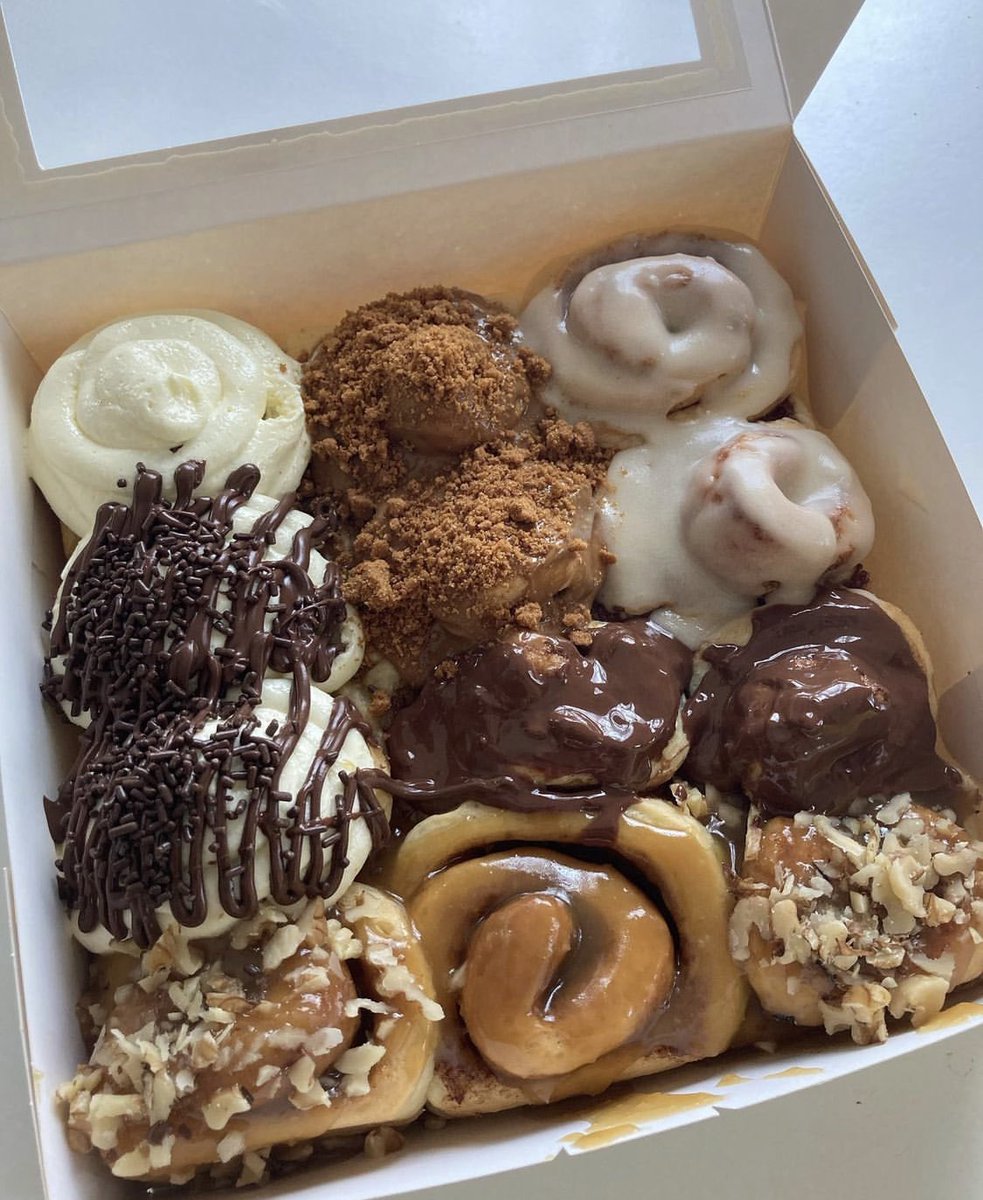 bakedthings4u's tweet photo. Current status : Craving for cinnamon rolls 🤤

📍Alam Damai, Cheras https://t.co/Vga2jSNJlA
