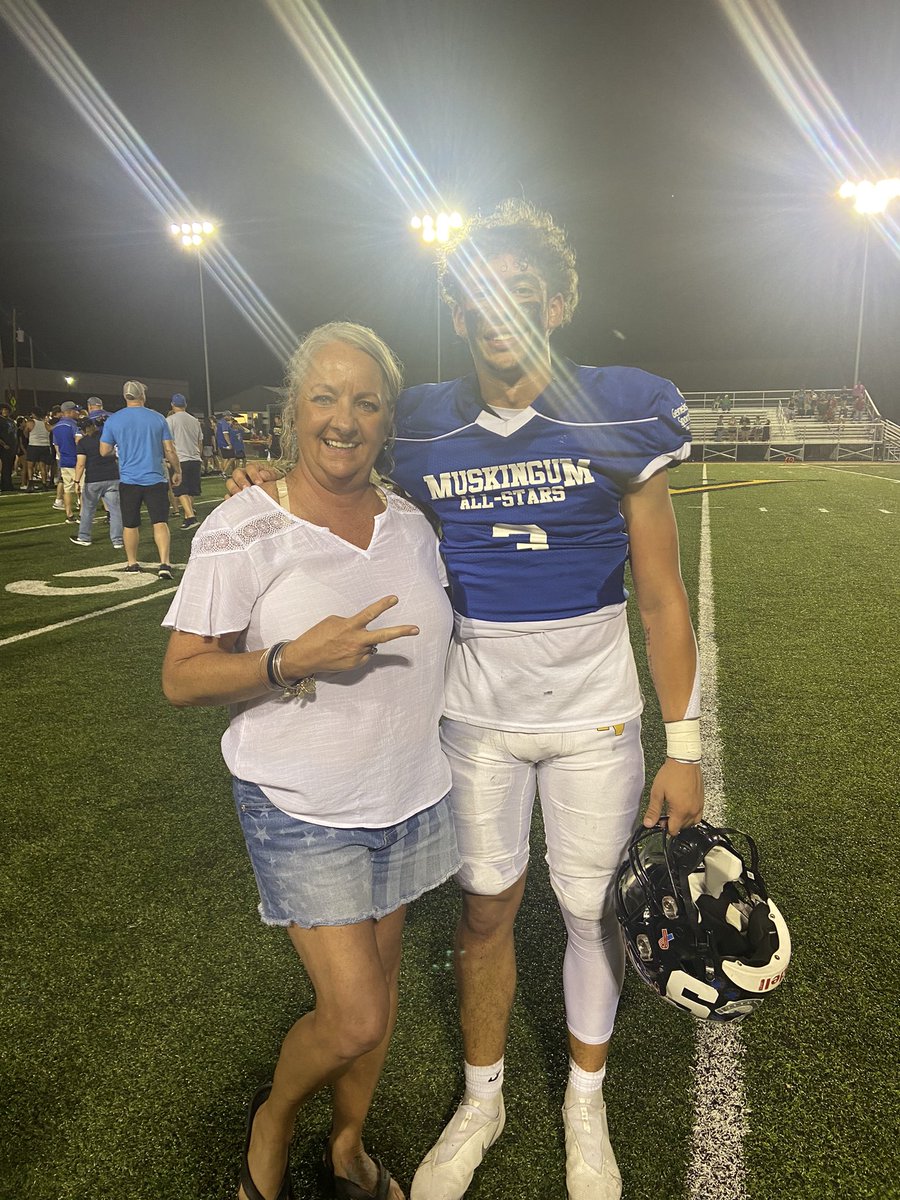 what an amazing way to end my high school career. i’m so thankful for all the coaches and all the players i’ve been blessed to share my 4 years of high school football with. i guess it’s official now….3 out.