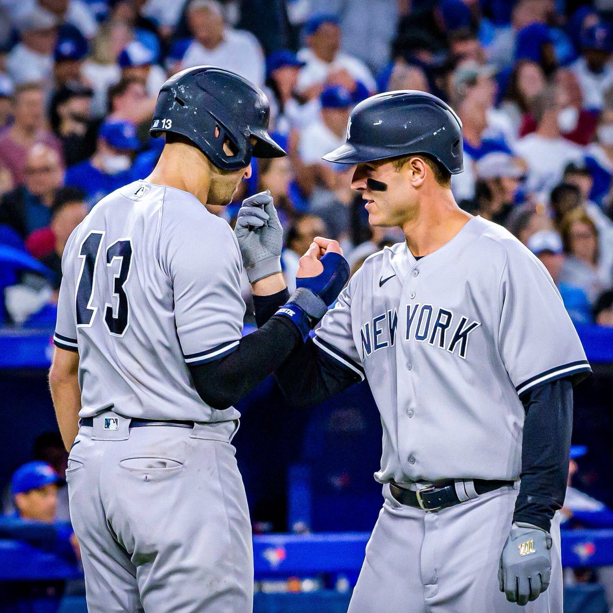 Yankees's tweet photo. Buona Notte. https://t.co/MbfOO4lM2K