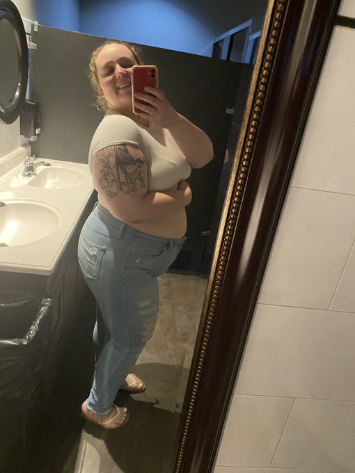 Kayla13212842’s pics and videos