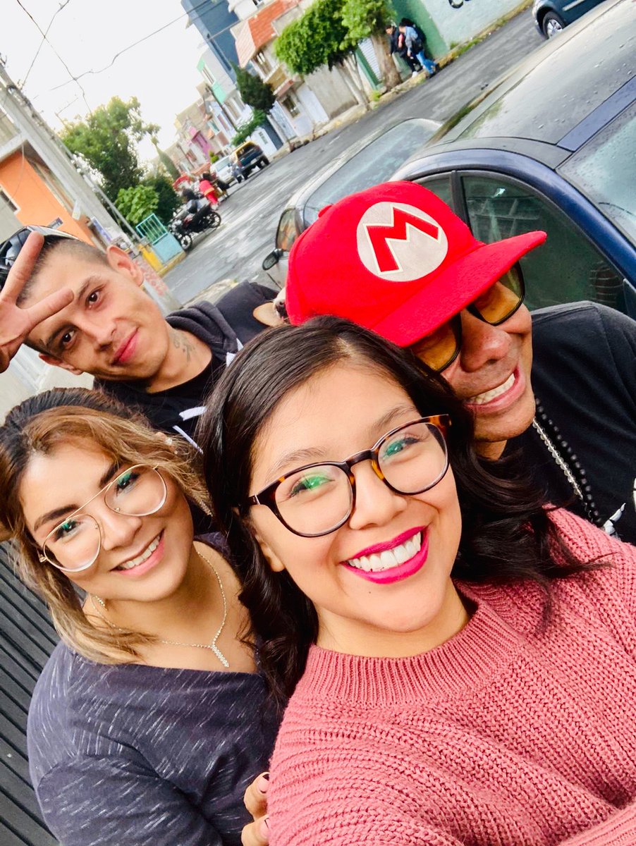 ashpeter's tweet photo. Las mega Amo cuanto esperaba este momento siempre en mi corazón ⭐️❤️♾ #primitas @VladiValdes https://t.co/RJ6XPUilJD