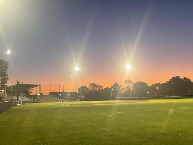 Post25_Baseball's tweet image. Post 25 defeated visiting Boonville 9-1 @ Gil Hodges Field this evening. Pleasant evening @ beautiful Lafayette Park. Back in action tomorrow @ Newburgh (Scott Field on HWY 41) @ 2 PM. Way to go, boys! ⚾🔥