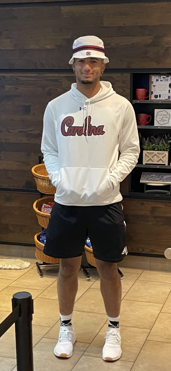 JamesDanielsPop's tweet photo. ⁦@jalendaniels_⁩ “Big Kid” my boy has finally found a home &amp; it was cooked up by The Most High God🙏🏾 #NowLetsGetToWork🏈🎯 https://t.co/Rl7N1LPuSH