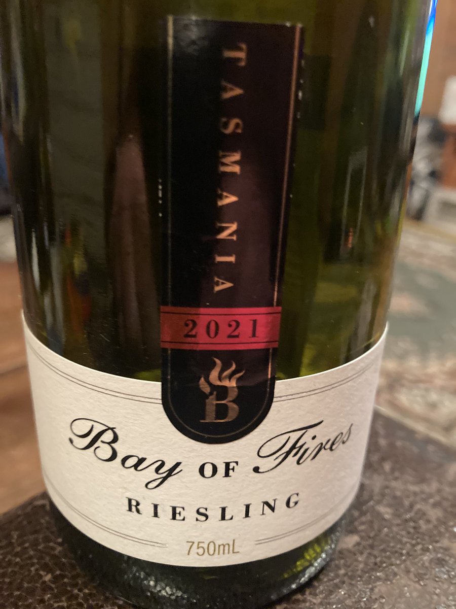 High-quality rieslings from #Tasmania remain something of a secret but this one from <a href="/BayOfFiresWines/">Bay of Fires Wines</a> shines. #wine <a href="/WineTasmania/">Ｗｉｎｅ　Ｔａｓｍａｎｉａ</a> <a href="/AccoladeWines/">Accolade Wines</a> #winelovers <a href="/BrandTasmania/">Tasmanian</a> tasmanianwineonline.blogspot.com/2022/06/bay-of…