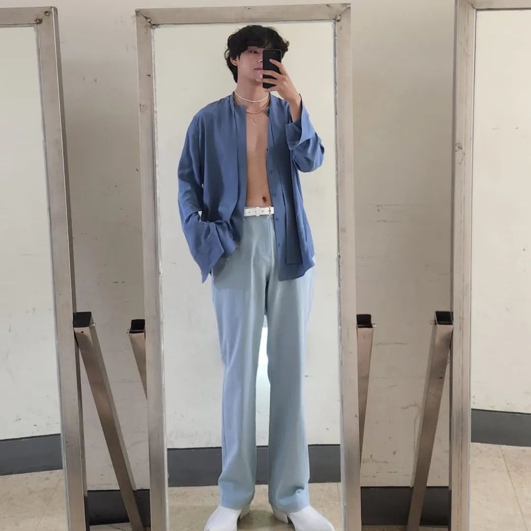 jimifairry's tweet photo. chapter 2: thirst traps. https://t.co/HO0ncjy3pK