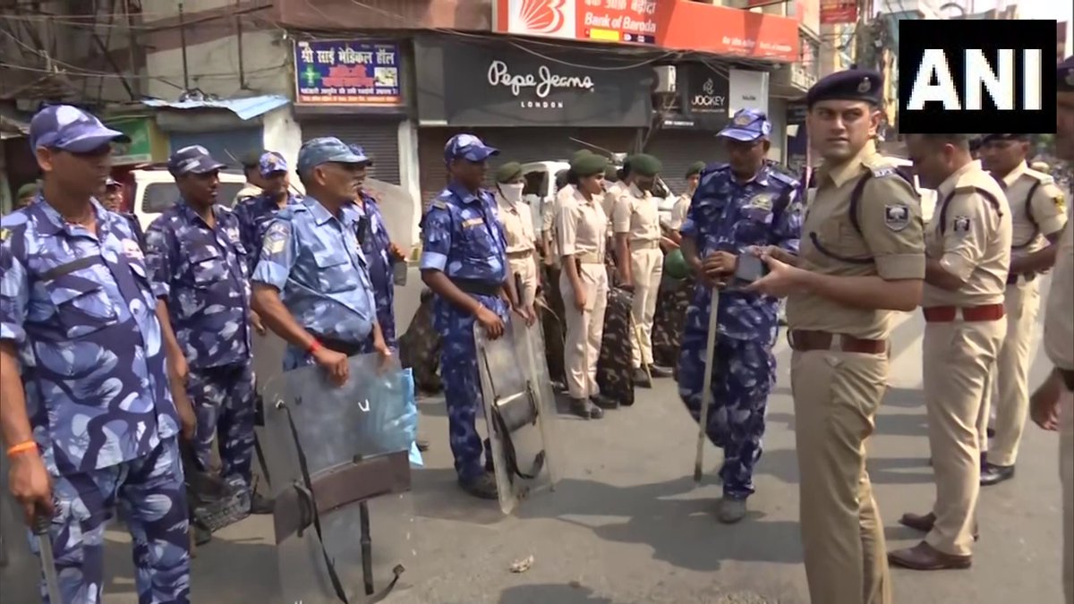 Bihar | Security forces deployed in Patna's Dak Bungalow Crossing in wake of pro... - Kannada News