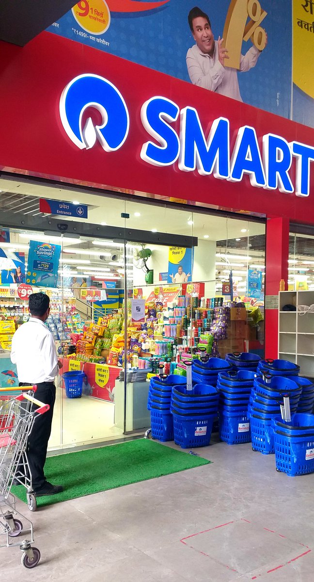 mukeshsrinet's tweet image. For All those who cry over #LinkFail in PSU Banks and Advocate Privatization, here is Link Fail Story at #RelianceSmart Store also...

#RespectPublicServants
#StopPrivatization_SaveNation