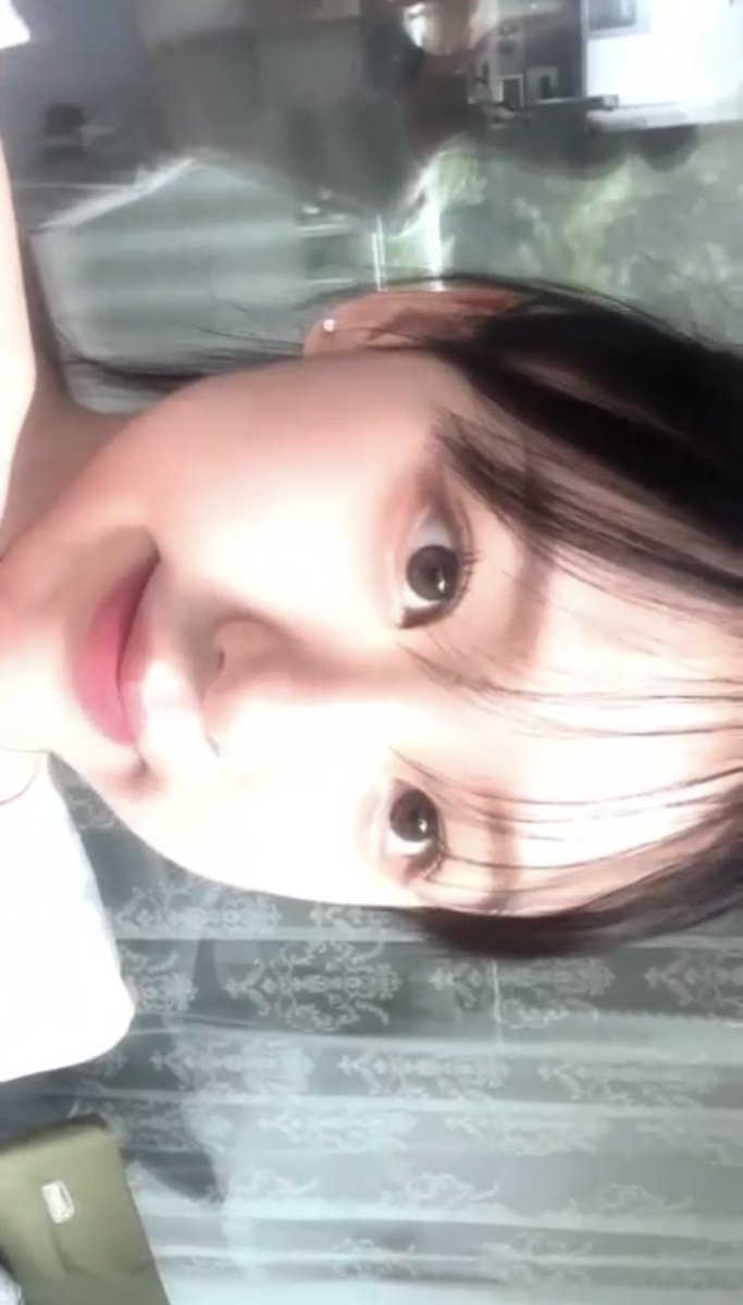 sxoxative's tweet photo. 요즘 트위터 같은 사진 4번 올릴 수 있는 거 알고 계셨나요? https://t.co/2YHNrxv8PQ