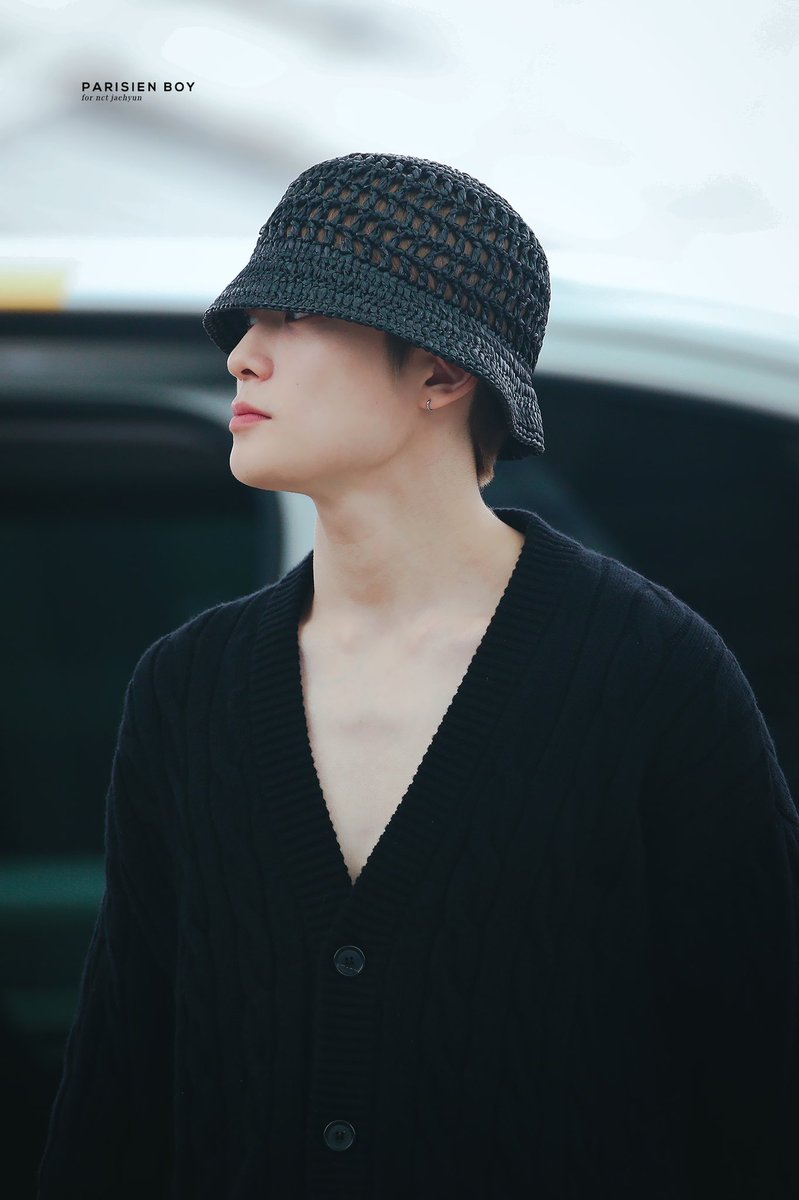 — 220617 ICN 
Prada Boy 🖤

#재현 #JAEHYUN #NCT #NCT127 
#PradaxJaehyun