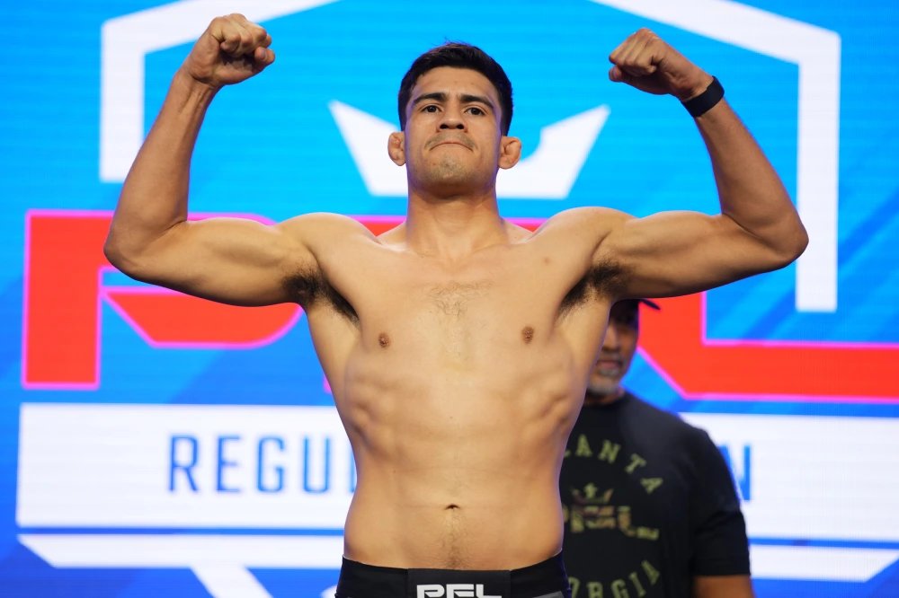 #2022PFL4 results: Alexander Martinez def. Clay Collard via split decision (28-29, 29-28, 29-28)

Results: bit.ly/2022PFL4