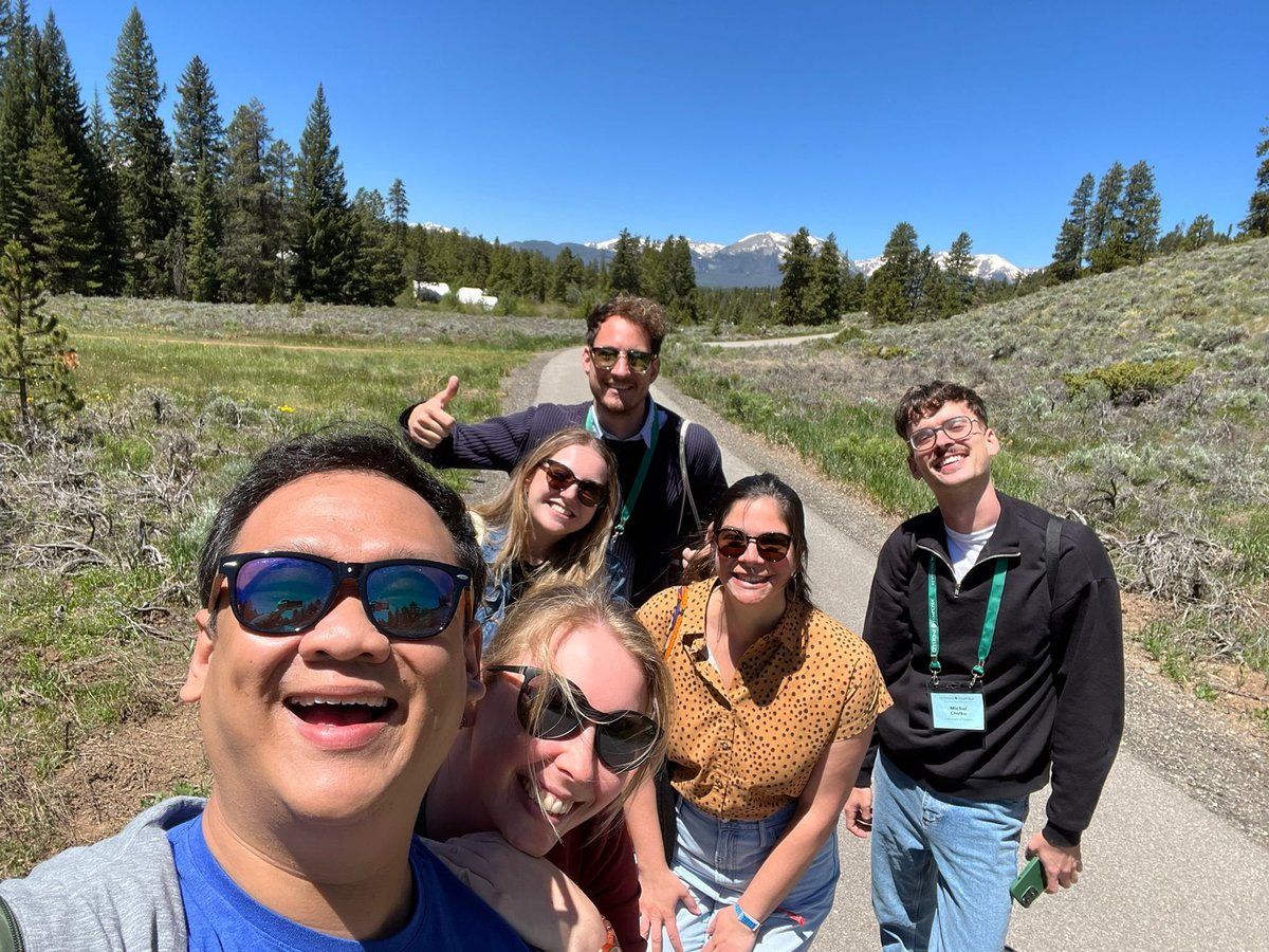 NadineTuechler's tweet photo. Summary of a week full of amazing people and outstanding talks. Thanks to the organizers and participants who made this such an enjoyable experience!
#KSTissueRepair
@KeystoneSymp https://t.co/QEzJdqmzYx