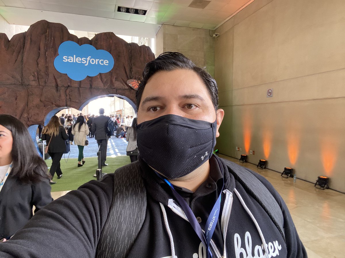 Great experience @salesforce Live México. 

Special thanks to the @MuleSoft team, excellent organization, and the Mariachis made this the most Mexican Salesforce Live ever.  

#vivamexico, @Apisero 
#mulesoftcommunity