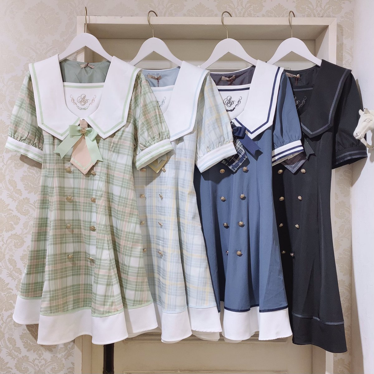 Amavel Monogram Embroidery セーラーワンピース USED】Monogram Embroideryセーラーワンピース | Amavel