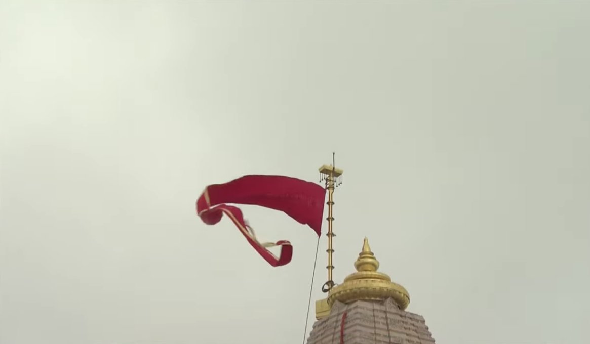 Devotees can offer Dhwaja at Pavagadh Mandir from Navratri