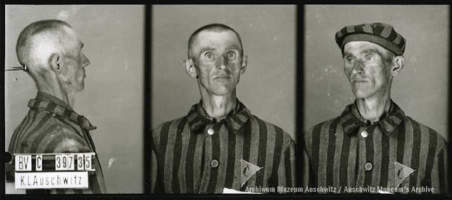 AuschwitzMuseum's tweet photo. 18 June 1900 | A Czech, Alois Hyrš, was born in Olesna. A farm worker.

In #Auschwitz from 17 June 1942.
No 39735
He perished in the camp on 9 July 1942. https://t.co/sY67zvLM9F