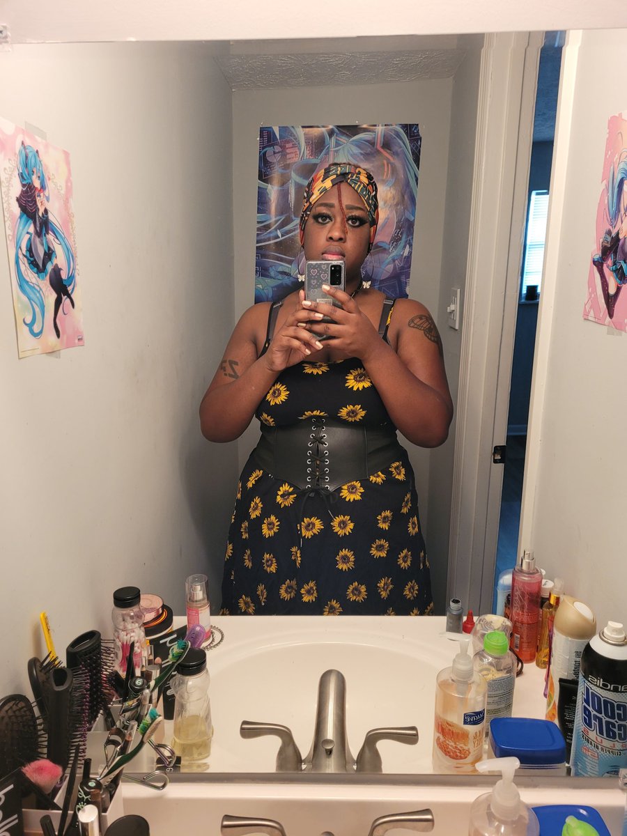AfroCentricJam's tweet photo. VARIETY!!! #blackalt https://t.co/b5wx0CQmMf